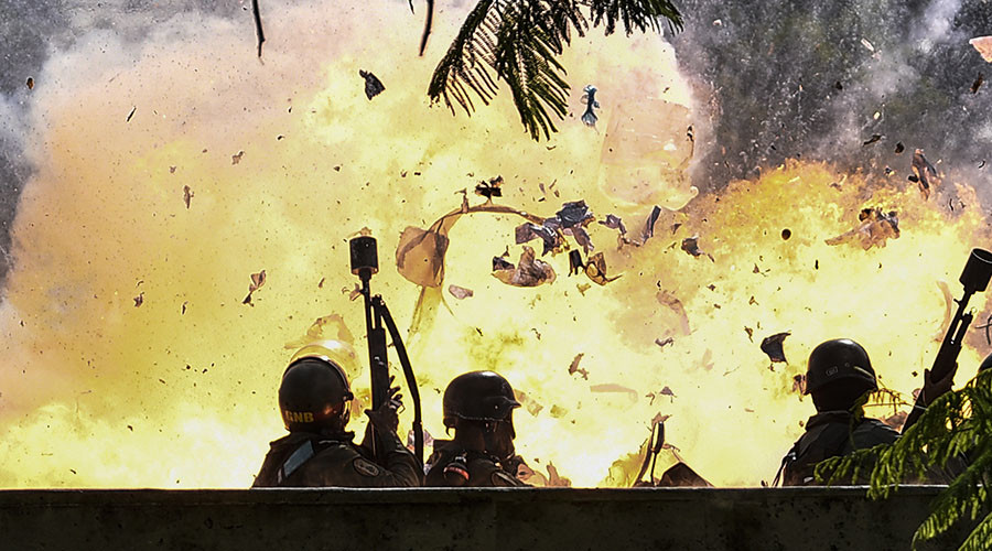 National Guard patrol hits roadside bomb in Venezuelan capital (GRAPHIC VIDEO, PHOTOS)