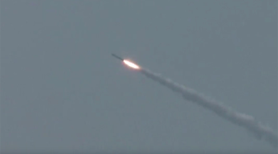 Russian nuclear submarine launches cruise missile during Pacific drills (VIDEO)