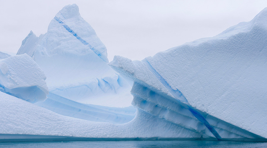 1 trillion ton iceberg breaks free from Antarctica (PHOTOS, VIDEOS)