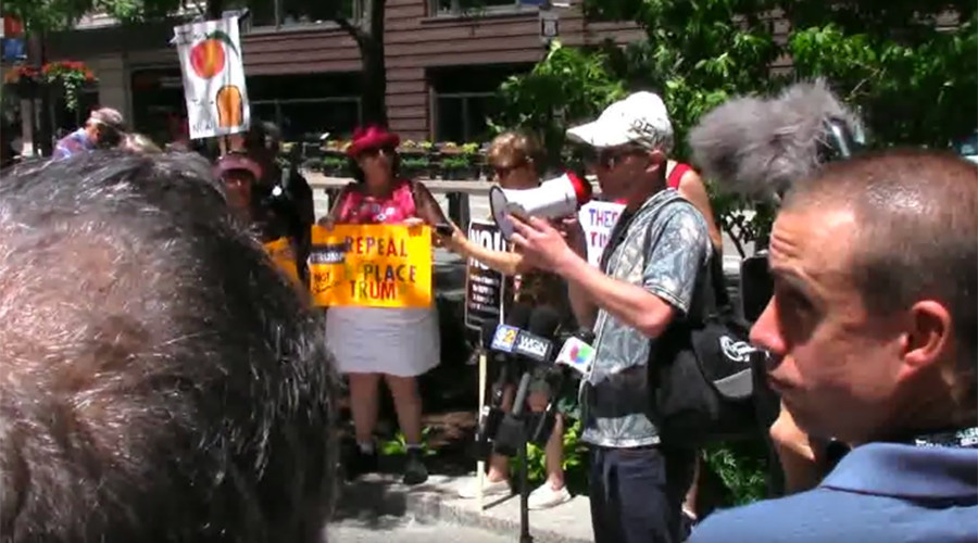 Trump supporter tricks anti-fascist demonstrators into applauding Hitler quotes (VIDEO)