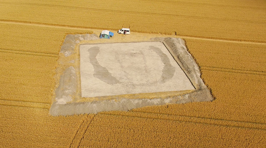 6,000yo ‘House of the dead’ discovered near Stonehenge (PHOTOS, VIDEOS)