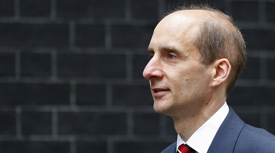 Top govt adviser who compared Brexit to appeasing Nazis’ told to quit