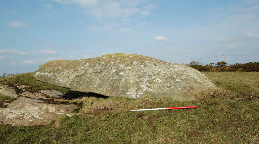 Secret Stone Age engravings can only be seen at night, archaeologists find