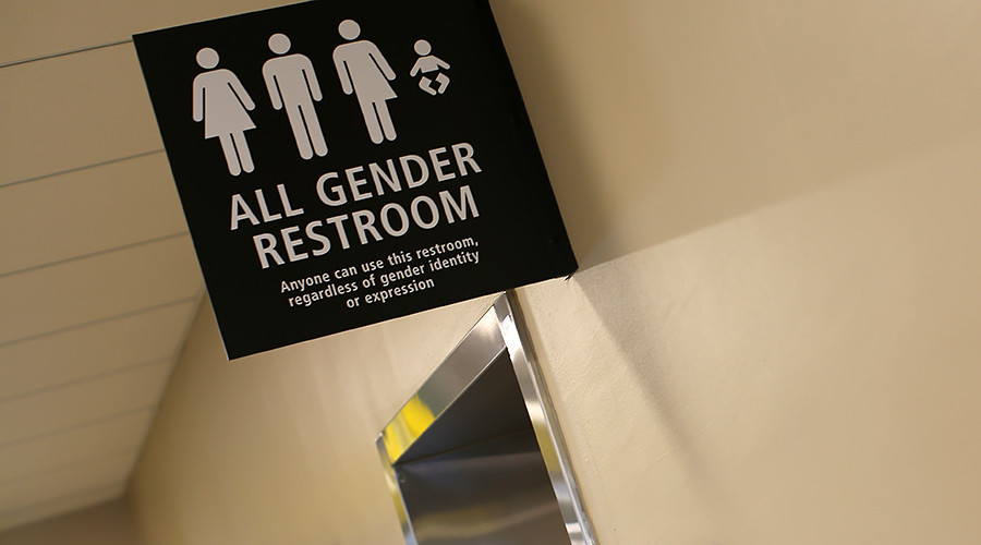 Texas lawmakers split over bathroom bill, hold special session
