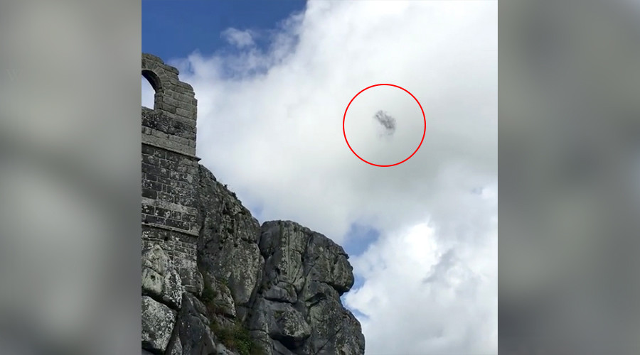 ‘UFOs’ spotted in the sky over Cornwall (VIDEOS)