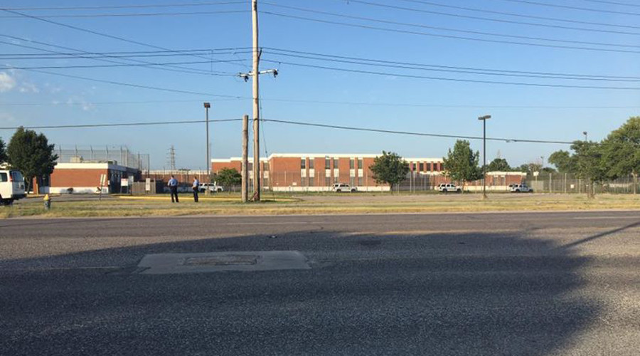 ‘Shut down the Workhouse!’ Riot police called in over St. Louis prison AC protest (VIDEO)