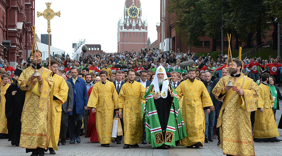 Number of atheists in Russia halves in 3 years – poll