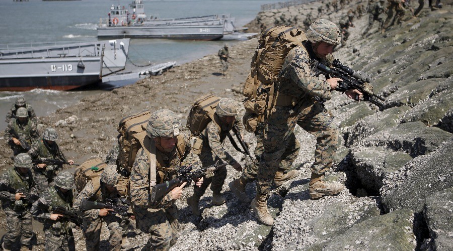 US & South Korea discuss 'military response' to North Korean missile test