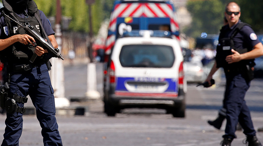Driver crashes to his death after slamming into police officers in western France