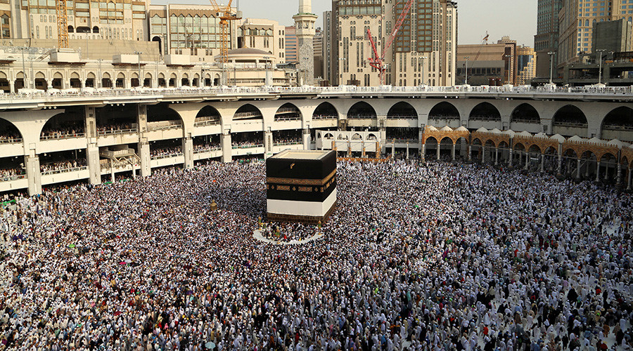 ‘Declaration of war:’ Hajj controversy widens row between Saudi Arabia & Qatar