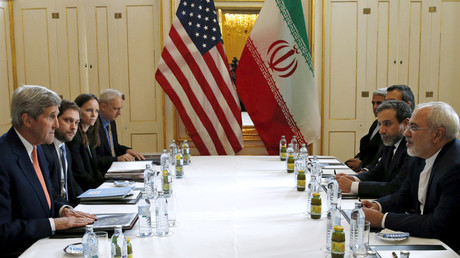 FILE PHOTO U.S. Secretary of State Kerry meets Iranian Foreign Minister Zarif in Vienna © Kevin Lamarque