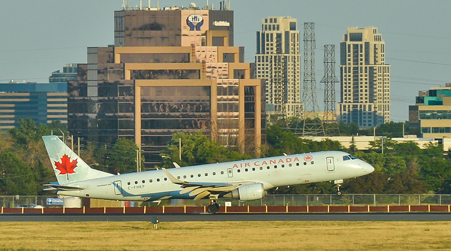 Photos show Air Canada flight’s horrifyingly close call at San Francisco airport