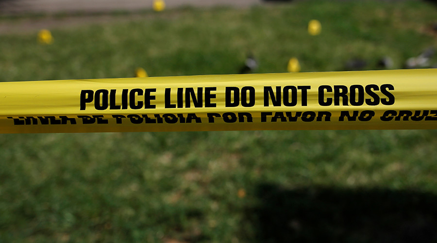 Manhunt underway after 3 people shot in San Francisco park