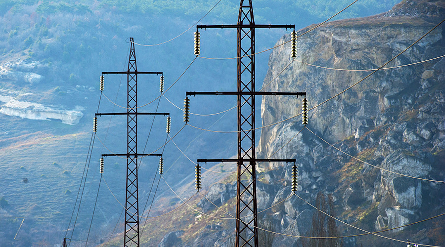EU blacklists 3 Russian nationals, 3 companies over Siemens turbines to Crimea
