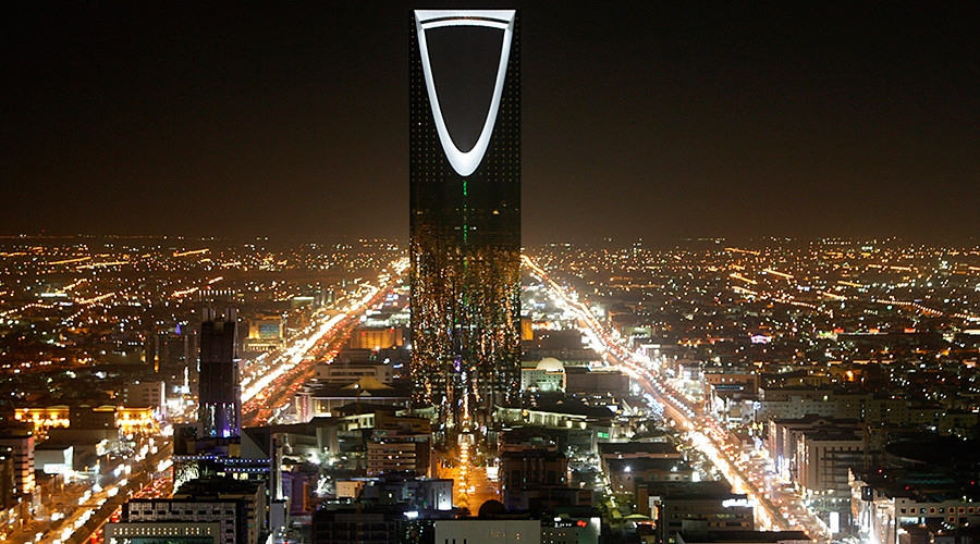 Saudi Justice Min. defends secret court's death sentences for 14 Shia protesters