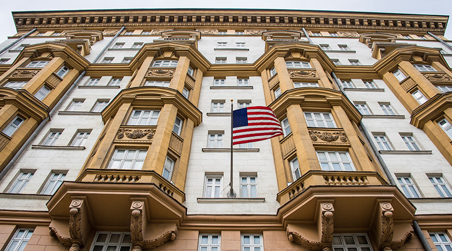 US embassy in Russia temporarily halts issue of non-immigrant visas