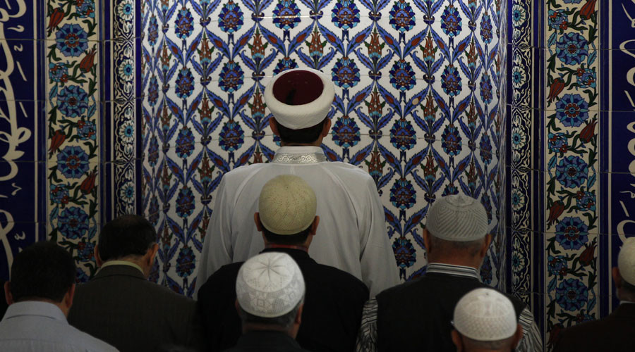 Refugee hate preacher received $620K in social benefits in Switzerland – media
