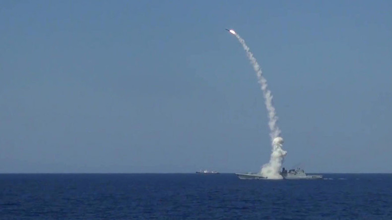 Russian frigate fires Kalibr cruise missiles at ISIS targets in Deir ez ...