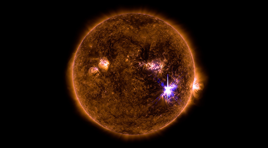 Monster belches: Sun produces most powerful solar flare in over decade (PHOTOS)