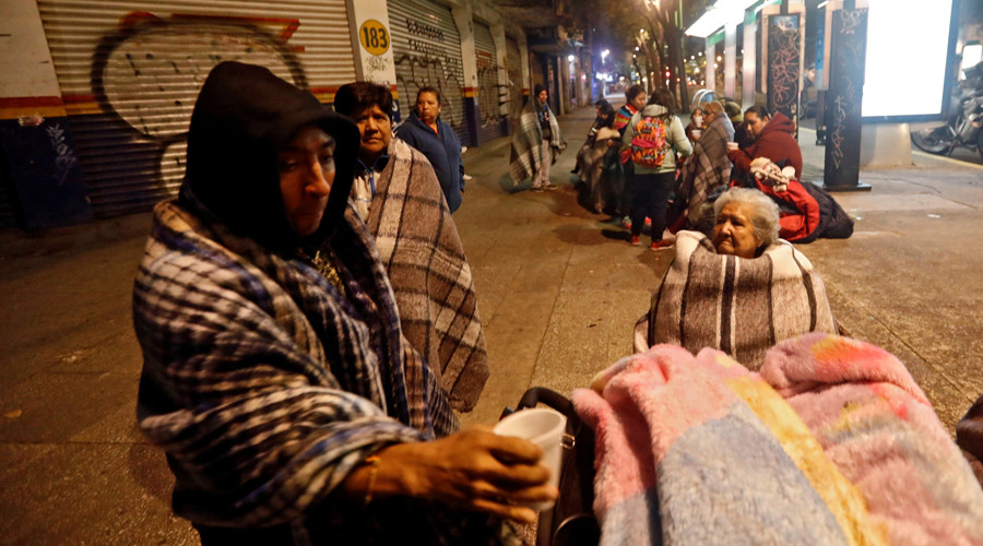 8.2 quake triggers tsunami waves off southwest Mexico coast (PHOTOS, VIDEOS)