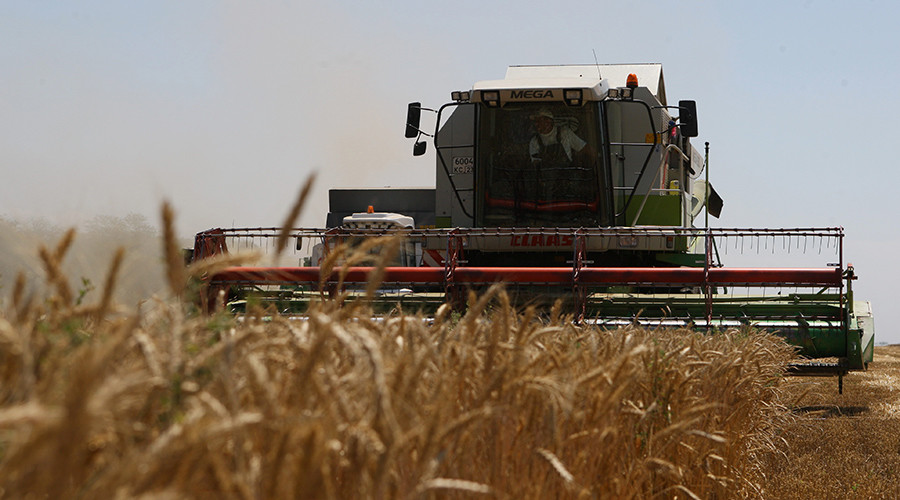 Putin wants Russia to become world's biggest exporter of Non-GMO food