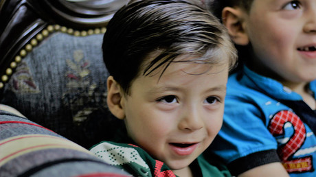 Omran Daqneesh, still living in liberated Aleppo, under the control of the Syrian government. A happy, well-adjusted little boy. © Vanessa Beeley