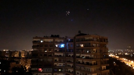 FILE PHOTO. Syrian air defense missiles are seen in the sky over the city of Damascus. © Hummam Sheikh Ali / Xinhua