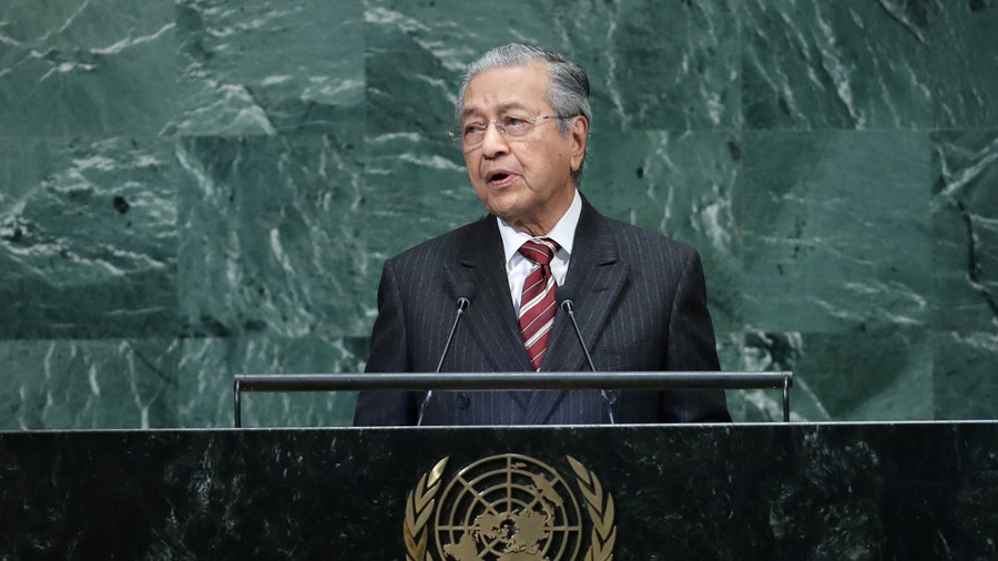 Malaysian PM doubles down on ‘hook-nosed Jews’ comments, blames Israel for ME woes