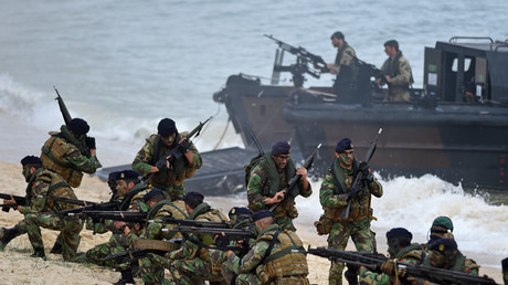 NATOのトライデント・ジャンクション2015の一環としてのポルトガル軍の訓練中。©Francisco Leong。