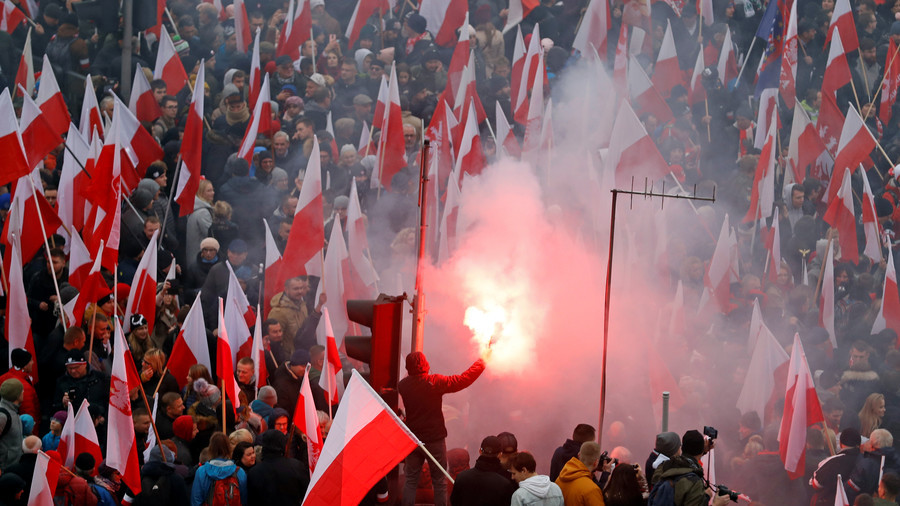 Europe will be white: Polish leaders sanction massive far-right march in Warsaw (VIDEO)