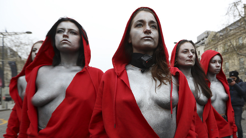 Russia! The gift that keeps giving for the BBC, even on the streets of France