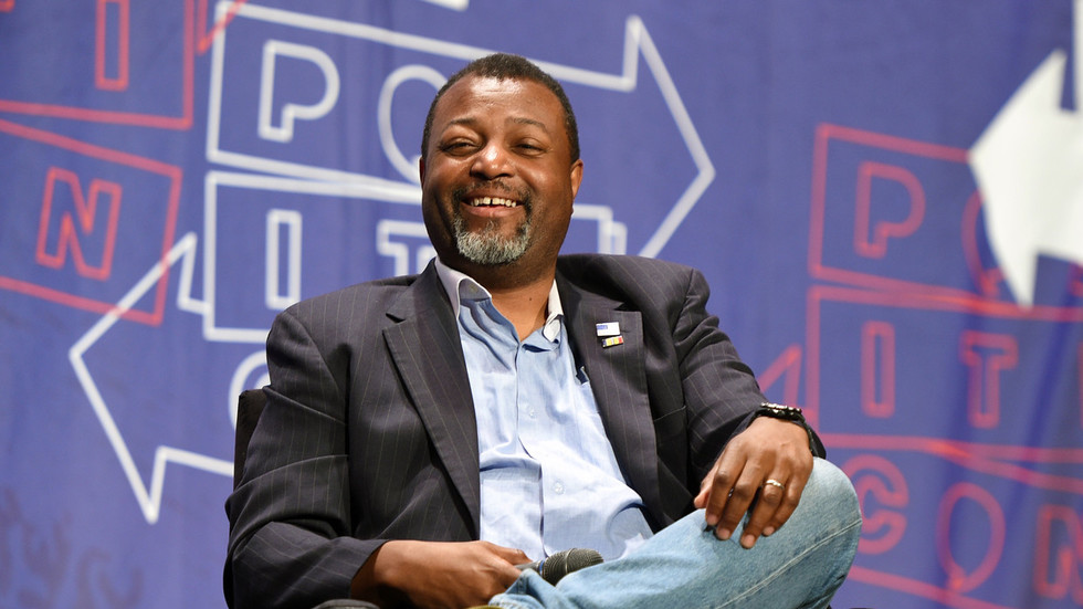 MSNBCâs Russia 'expert': Moscow terrorizing US with meme-filled âcruise missilesâ (VIDEO)