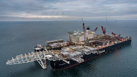 Pioneering Spirit mobilizing to join construction fleet © Nord Stream 2 / Wolfram Scheible