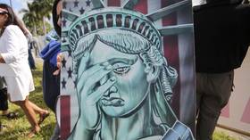 The end of Russia’s ‘democratic illusions’ about America (By Stephen Cohen)