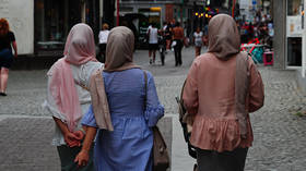 Twitter up in arms after ex-Austrian MP says that girls wear headscarves to avoid migrant assaults