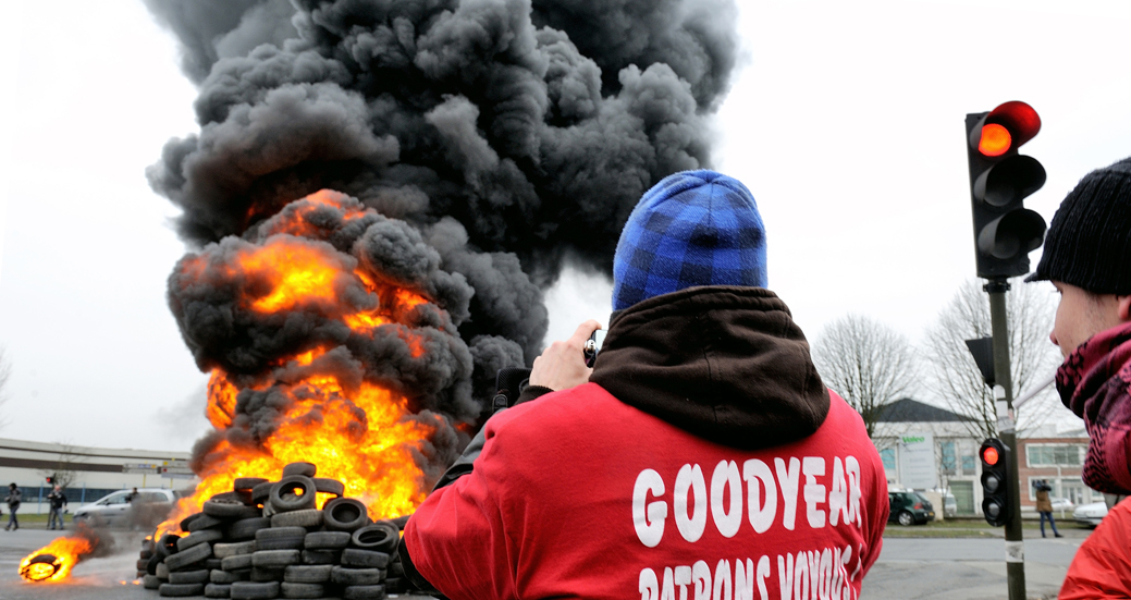 Workers protest ford factory closing #10