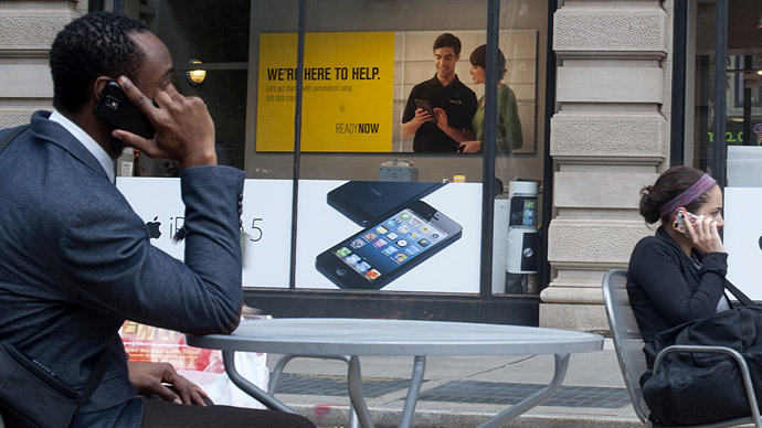 Texans fight to protect the privacy of cell phone users