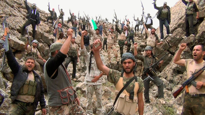 Damascus warns of strike on Syrian rebels hiding in Lebanon