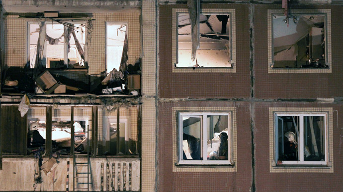 St. Petersburg gas explosion leaves 100 homeless