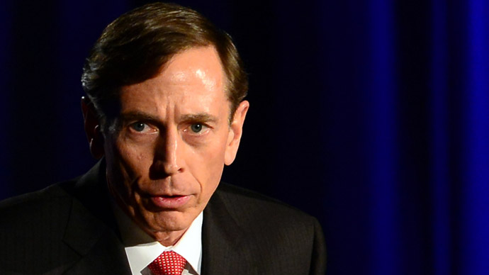 FBI continues Petraeus investigation, interviews ex-CIA director