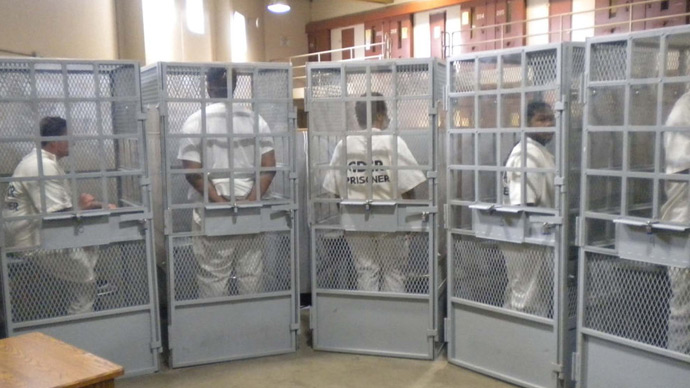 California governor has 20 days to fix overcrowded prisons or be put on trial