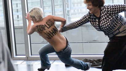 Femen activists stage first Arab world stunt (PHOTOS)