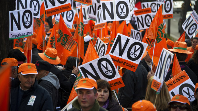 EU in crisis: Public trust hits record low as Europe braces for more protests