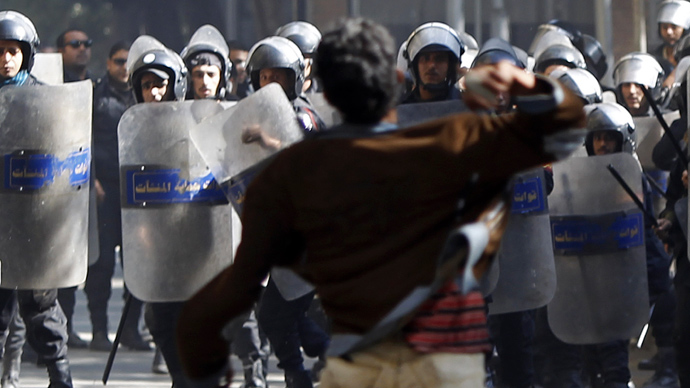 Egypt police rebellion: Low-ranking officers demand better work conditions