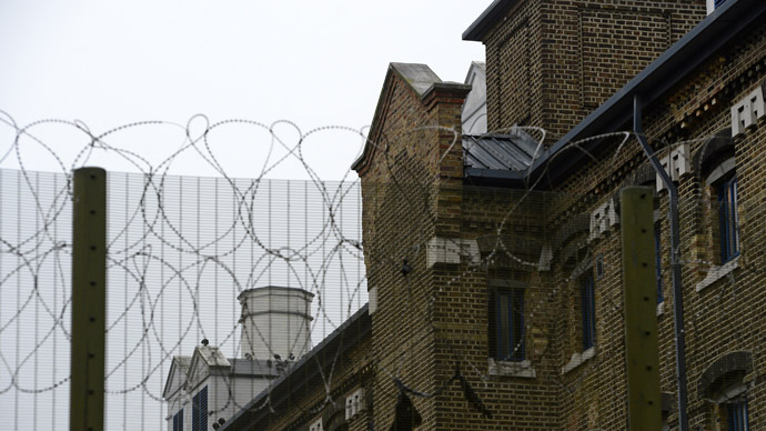 Hard cell: UK prisoners must work for perks