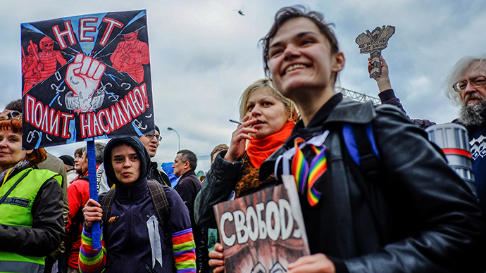 Moscow allows opposition protest march on Russia Day