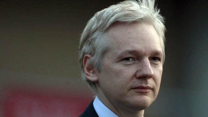 Assange on Snowden: He's a hero, we've been in contact 
