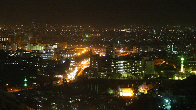 Huge blast rocks Damascus military airport