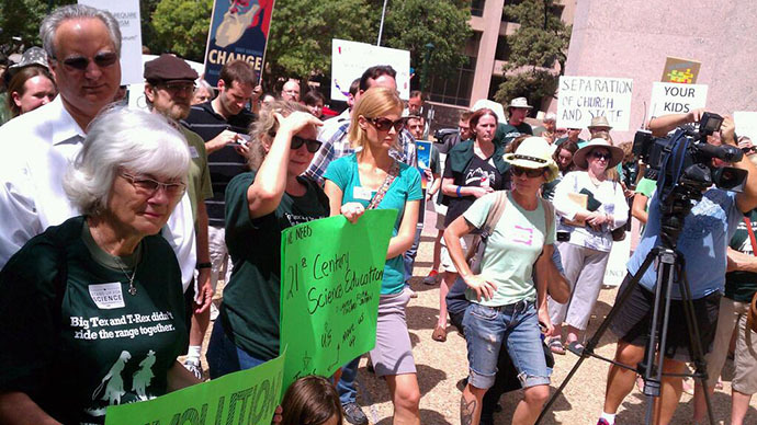 Texas reignites debate over evolution, climate change in science textbooks