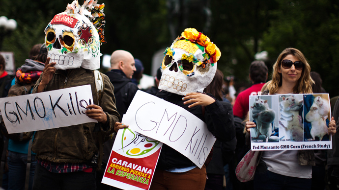 Anti-Monsanto protesters dump bags of cash in Senate building